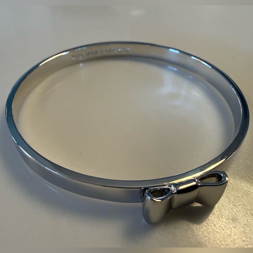 NWOT Kate Spade Silver Bow Bangel